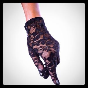 Sexy Lace full fingered gloves - Black